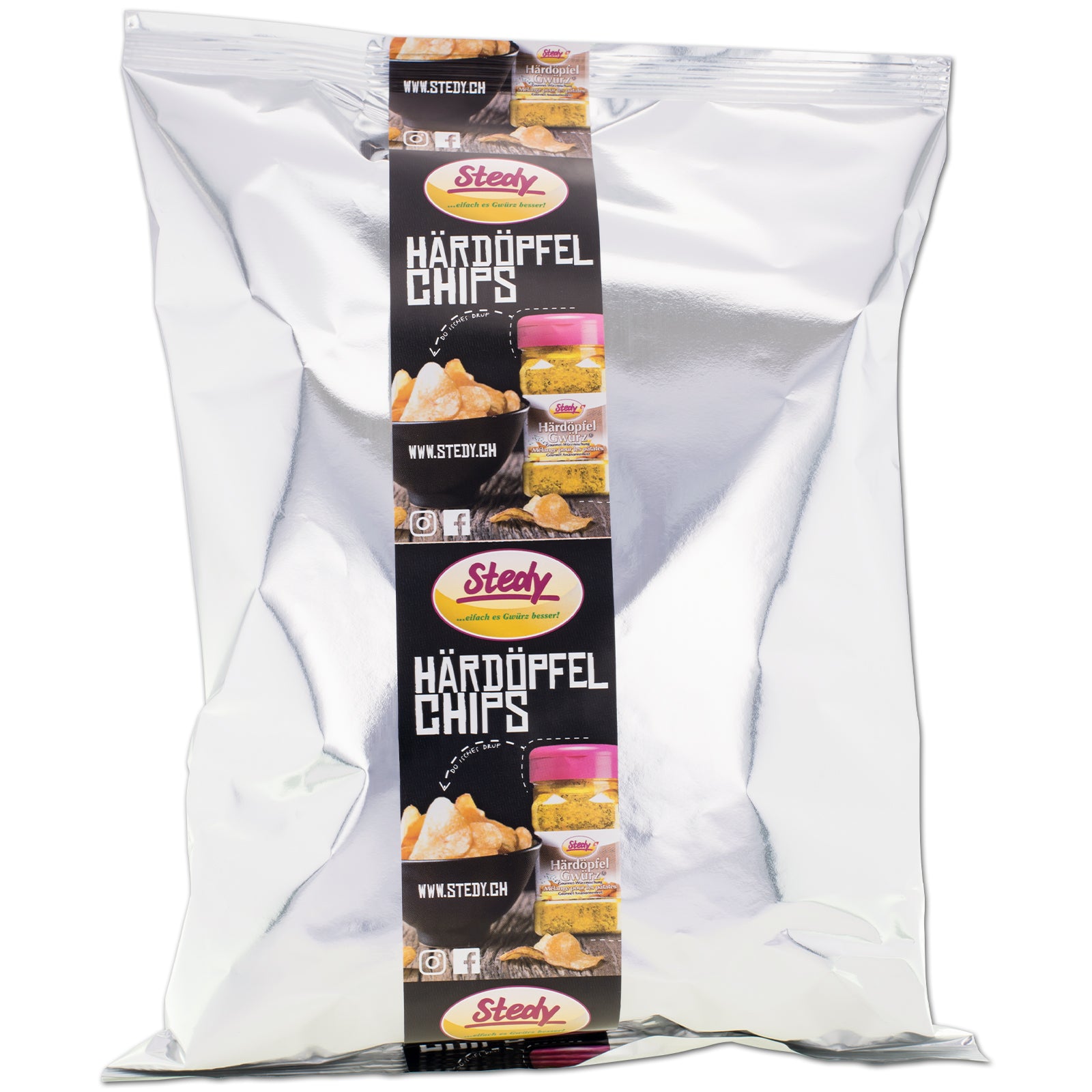 Stedy Kartoffelchips in geschlossener Beutelverpackung, Studioaufnahme