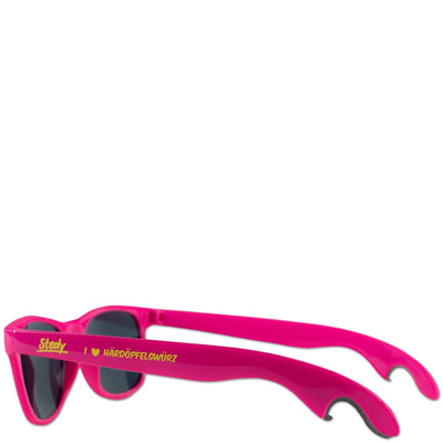 Pinke Sonnenbrille schräg von hinten, gebogener Bügel sichtbar